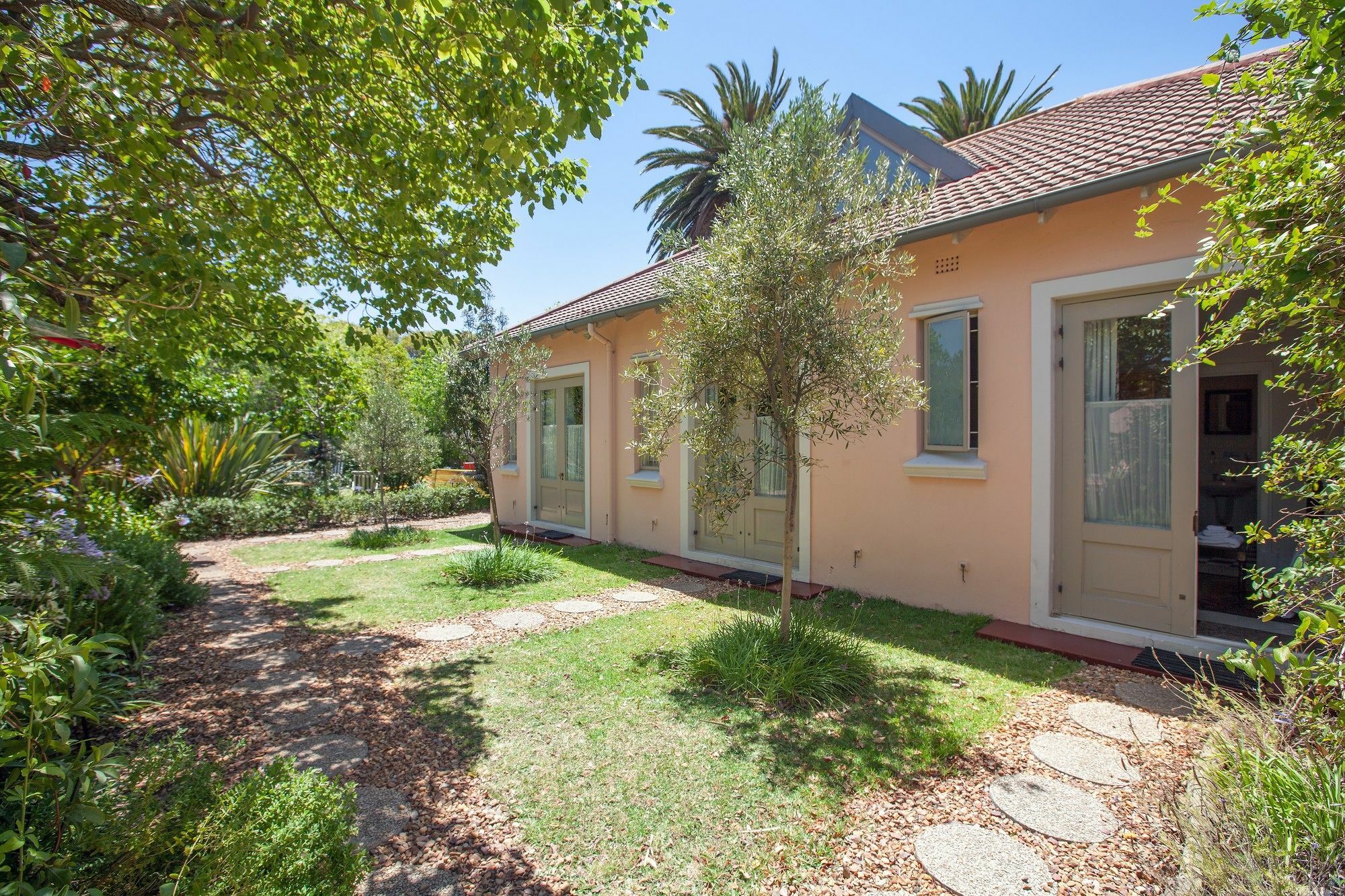 מלון קייפטאון Medindi Manor מראה חיצוני תמונה